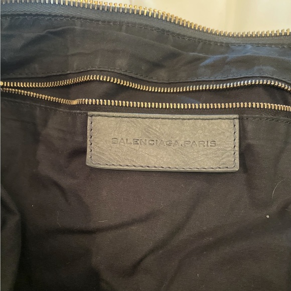 BALENCIAGA HOBO SHOULDER BAG - Picture 4 of 5